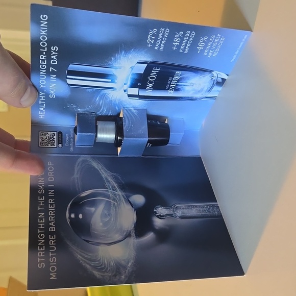 Lancôme Advanced Génifique Radiance Boosting Face Serum - Picture 5 of 6